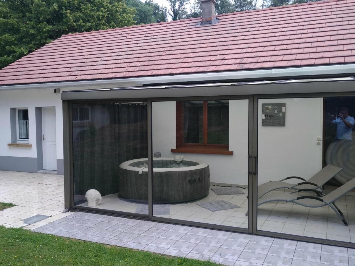 Gite De La Souche Avec Jacuzzi Doudeauville Εξωτερικό φωτογραφία